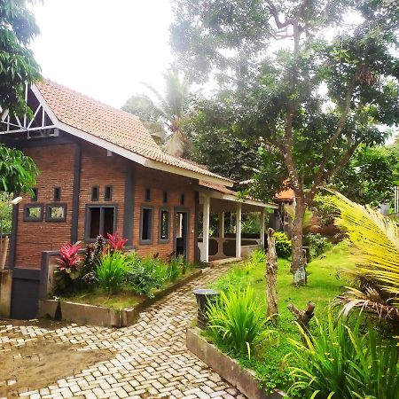 Kelapa Gading Villas Banyuwangi  Exterior foto