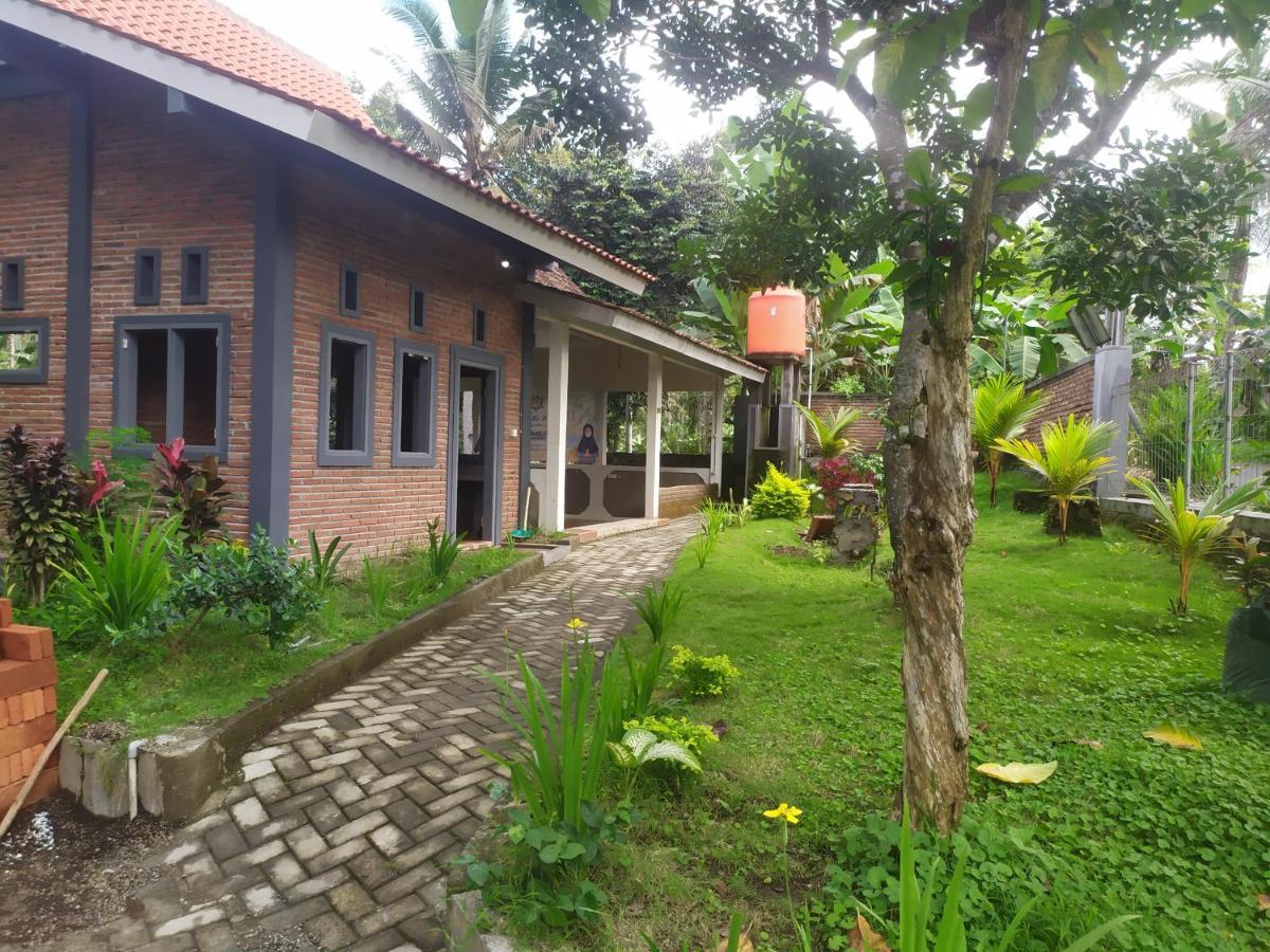 Kelapa Gading Villas Banyuwangi  Exterior foto