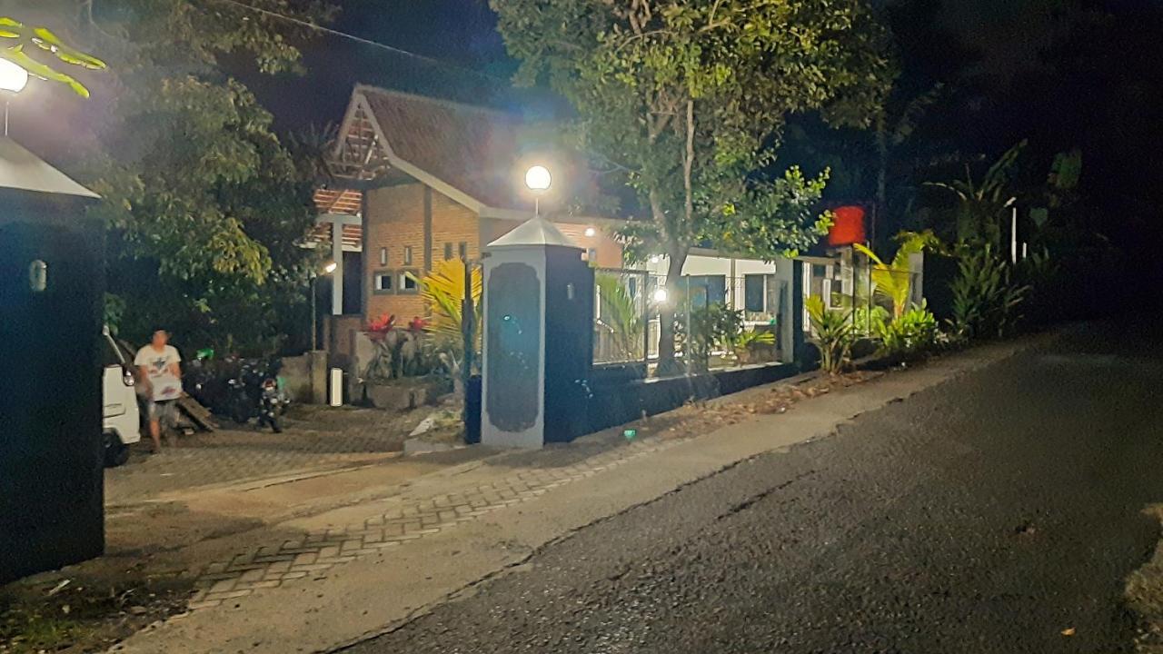 Kelapa Gading Villas Banyuwangi  Exterior foto